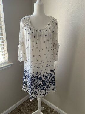 Siren Lily White and Navy Floral Midi Dress